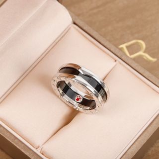 （分類：）位於 。 由 swiftfox_622f79 提交（商品編號 1461209086，圖片 1）。簡介： 。