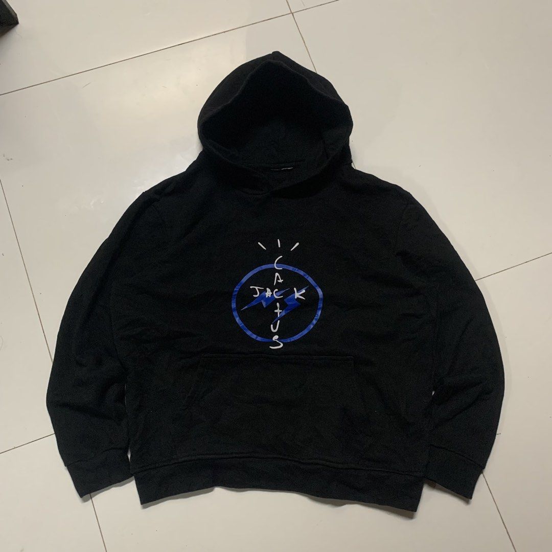 CACTUS JACK x FRAGMENTS HOODIE (Category: Hoodies) located in Andop. Submitted by junjun_watanabe (Listing ID 1461264918, Image 2). Description: Size S Color rate: 9.5/10 condition: Excellent no issues .