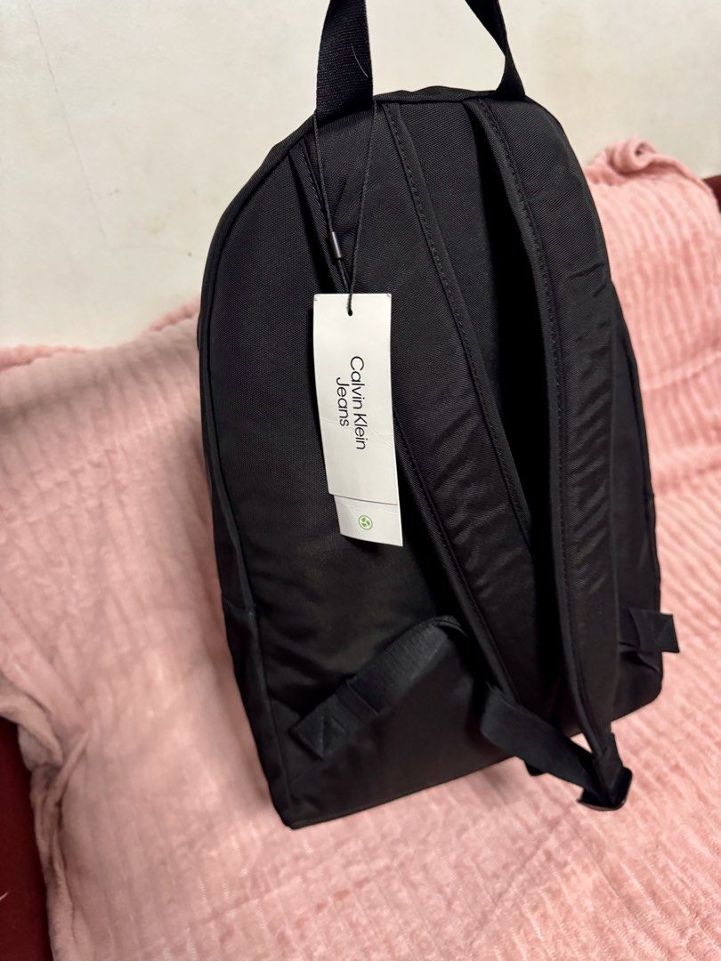 CALVIN KLEIN JEANS BACKPACK (Category: Laptop Bags & Sleeves) located in Taguig. Submitted by shopbyluna18 (Listing ID 1461317523, Image 2). Description: 📦 Brand New • With Tags 🚚 Shipping available 📩 PM to order/reserve.