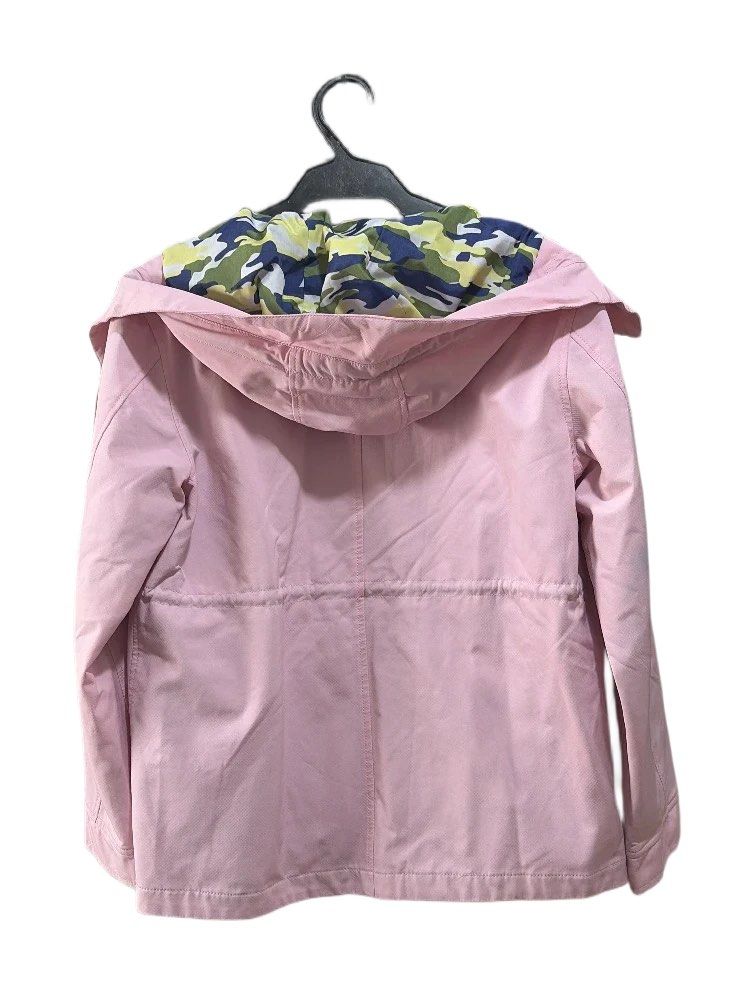 Canada Goose Pink Hooded Jacket with Camo Lining (Category: Coats, Jackets and Outerwear) located in Calamba. Submitted by ealectrice27 (Listing ID 1461183398, Image 3). Description: .