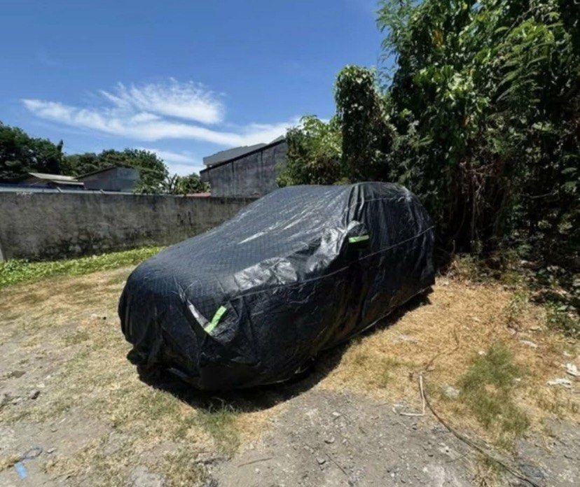 Car cover (Category: Audio, Video, Alarm and other Electronic Accessories) located in Taguig. Submitted by ceej0915 (Listing ID 1461159960, Image 1). Description: AE Fit for Small SUV KIA Stonic KIA Sonet Toyota Raize Hyundai Creta.