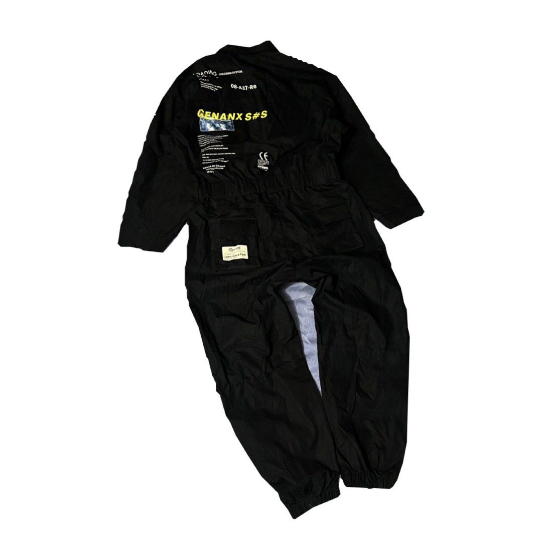 Car wear set suit (Category: Activewear) located in Quezon City. Submitted by thriftshop_treasure (Listing ID 1461249187, Image 2). Description: Good for 5’9 around 60kg to .