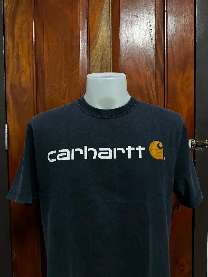 Carhartt Script Shirt (Category: Tshirts & Polo Shirts ) located in Tabaco. Submitted by goodiestuffs86 (Listing ID 1461263057, Image 3). Description: Carhartt Script Shirt Width: 23 Length: 30 Large to XL Color rate: 8.8/10 Excellent Condition Minor hairlines only sa print.