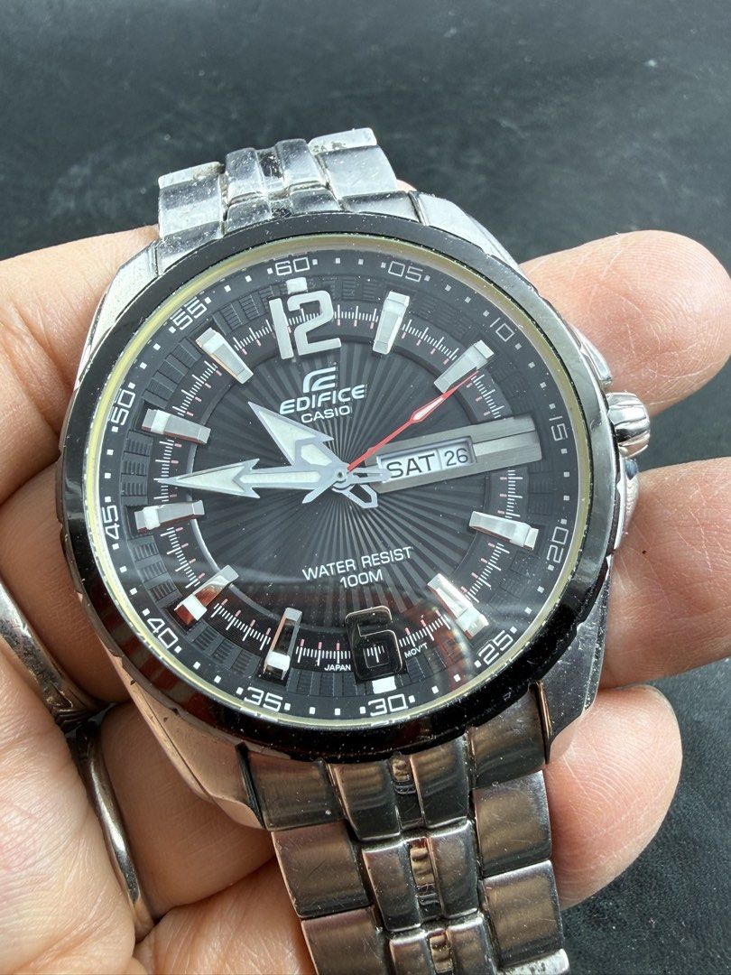Casio 雙日曆男裝電子錶 （分類：手錶）位於 Hong Kong。 由 yuenyung28 提交（商品編號 1461231124，圖片 3）。簡介： 行走功能良好。