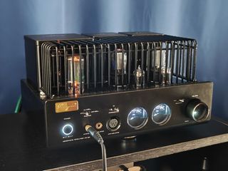 (Category: ) located in . Submitted by headfi.fan (Listing ID 1461201298, Image 1). Description: .