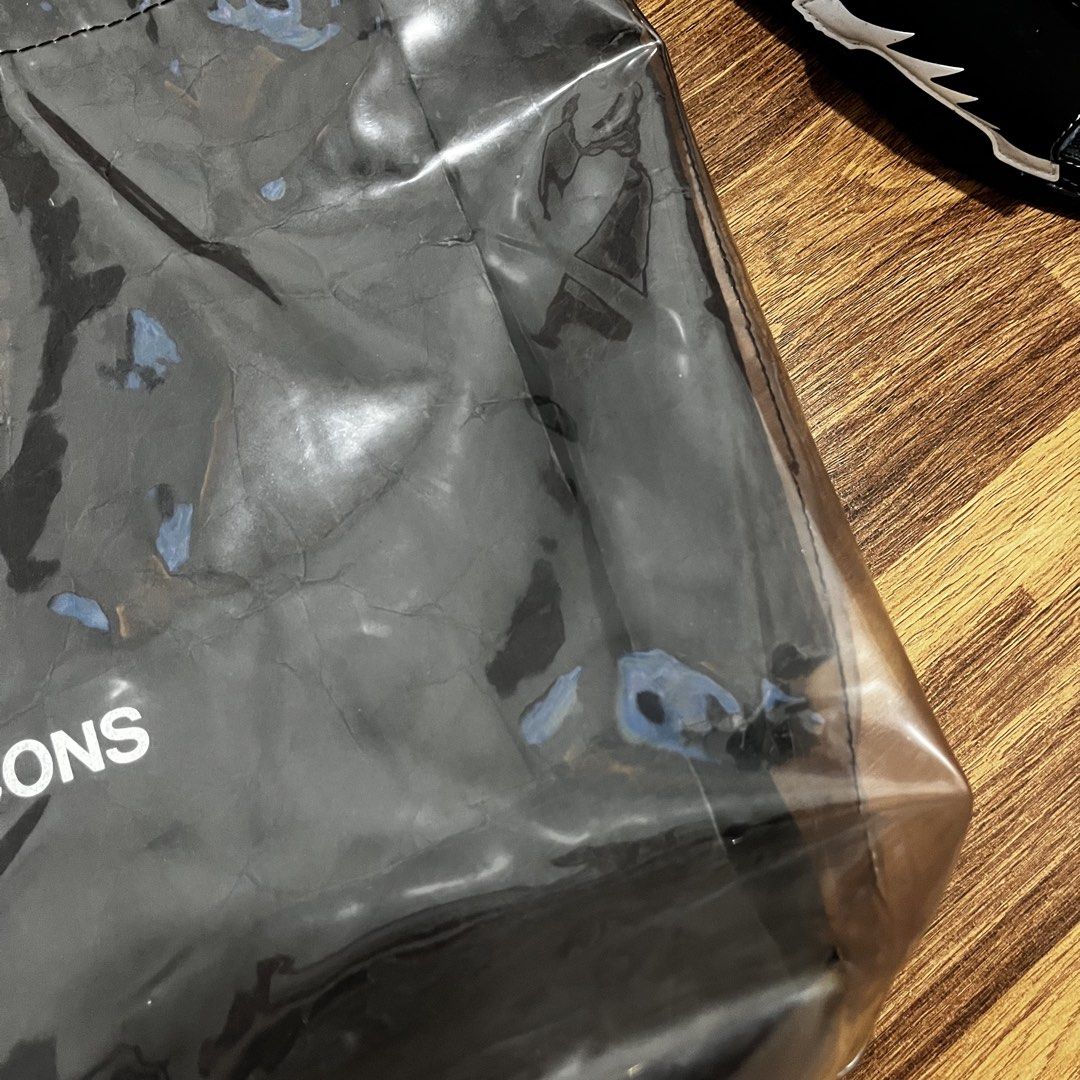 CDG BLACK MARKET PVC TOTE BAG (Category: Luxury Bags & Wallets) located in Taguig. Submitted by maniladept. (Listing ID 1461237354, Image 3). Description: COMME DES GARCONS BLACK MARKET PVC TOTE BAG AUTHENTIC AS IS NEGOTIABLE ITEM ONLY CHECK THE PICTURES AND MESSAGE ME FOR MORE PICS .