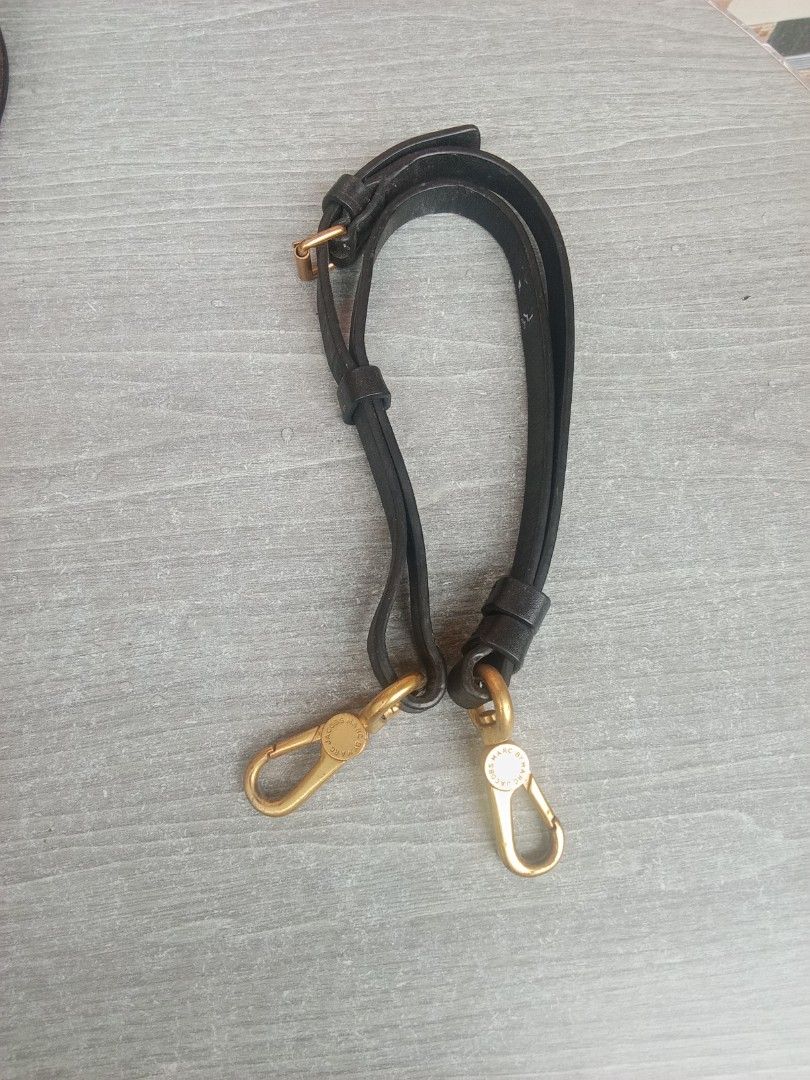 Celine Belt & mark Jacob strap (Category: Activewear) located in Bacoor. Submitted by aileen678s75866 (Listing ID 1461125575, Image 3). Description: .
