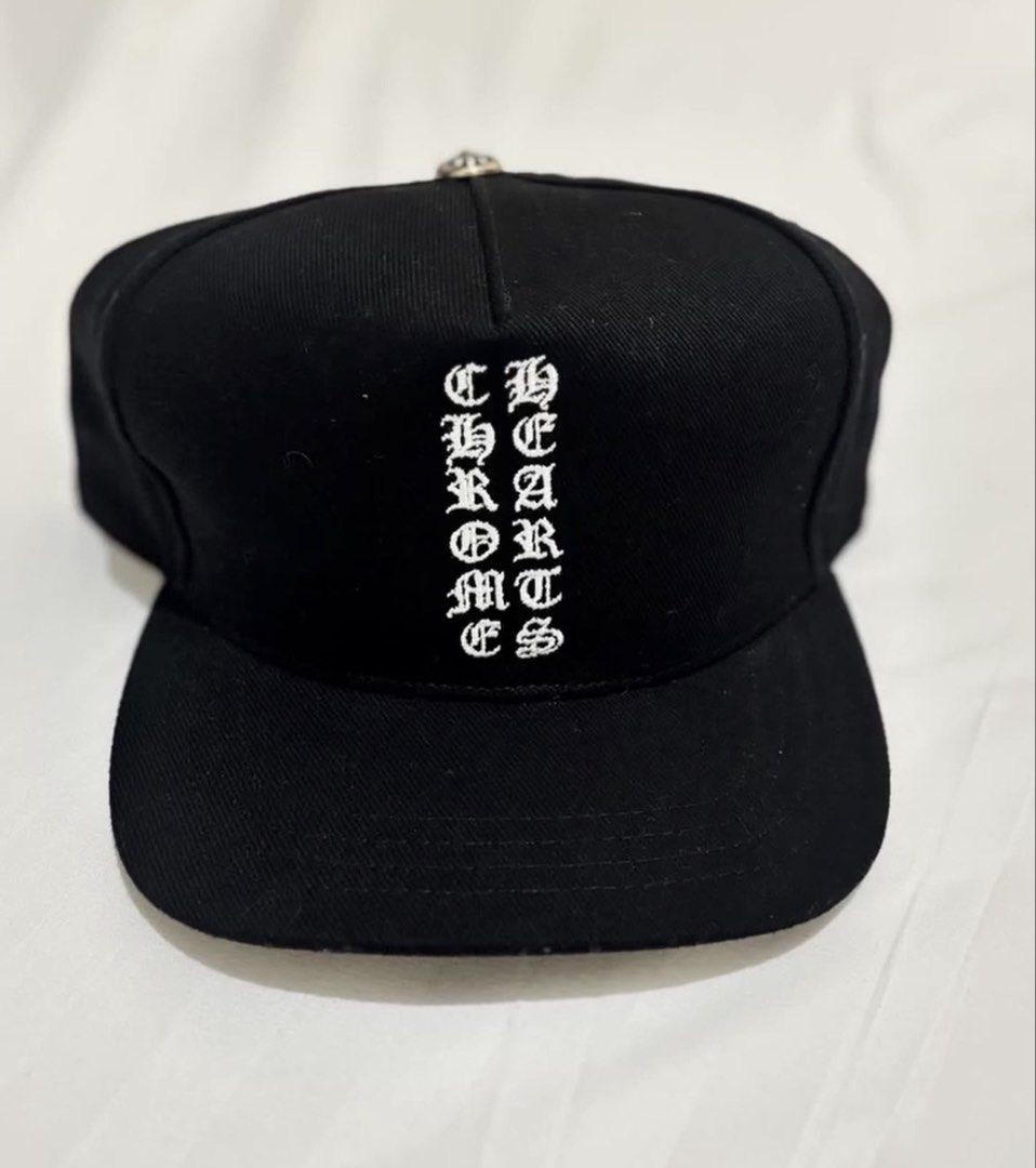 CH Vertical logo hat (Category: Caps & Hats) located in Pasay City. Submitted by __allaboutgoods.ph (Listing ID 1461319854, Image 1). Description: Brandnew bought in US 🇺🇸 Free shipping around metro manila Pasay city location .