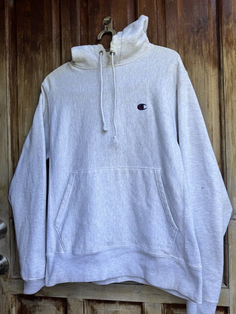 Champion Reverse Weave Hoodie Grey Small (Category: Hoodies) located in Pagadian. Submitted by lancism.g (Listing ID 1461246132, Image 2). Description: - Authentic Champion Reverse Weave Hoodie - Color: Grey - Size: Tagged Small (fits like a typical small) - Design: Classic small Champion logo on the chest - Origin: Made in Honduras.