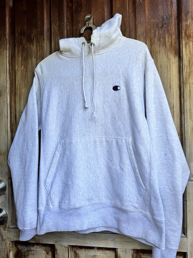 Champion Reverse Weave Hoodie Grey Small (Category: Hoodies) located in Pagadian. Submitted by lancism.g (Listing ID 1461246132, Image 1). Description: - Authentic Champion Reverse Weave Hoodie - Color: Grey - Size: Tagged Small (fits like a typical small) - Design: Classic small Champion logo on the chest - Origin: Made in Honduras.