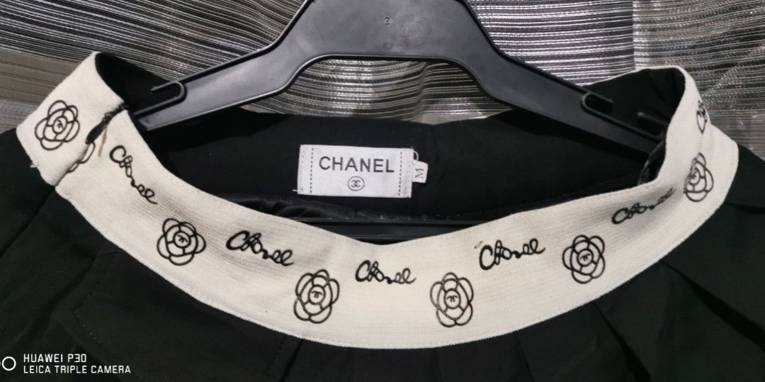 Chanel skirt (Category: Skirts) located in San Jose. Submitted by thrift_ni_sir (Listing ID 1461300052, Image 2). Description: Excellent condition MOD j&t Add shipping fee MOP gcash No wash tag.