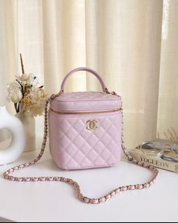 (Category: ) located in . Submitted by loveholic.sg (Listing ID 1461199364, Image 1). Description: .