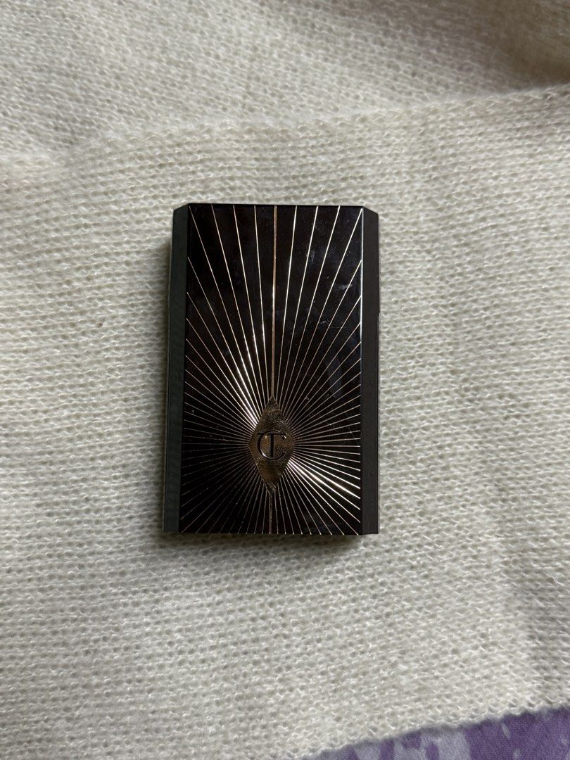 Charlotte Tilbury Quick Easy Makeup Date Night Look (Category: Makeup) located in San Mateo. Submitted by jlnrz (Listing ID 1461194101, Image 3). Description: Includes: Easy Eye Wand, Easy Lip & Cheek Wand, Easy Highlighter Wand brand new 3.5k nego.