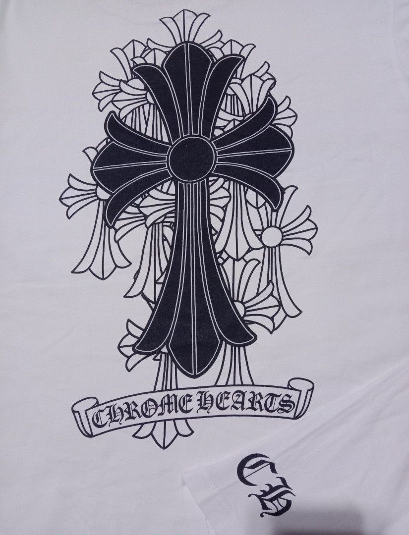 CHROME HEARTS (Category: Tshirts & Polo Shirts ) located in San Rafael. Submitted by temyongthriftv2 (Listing ID 1461245951, Image 1). Description: C H Verygood condition Full details posted👇 Need wash only. Matagal na-stock Dimes 21 x 28.5.