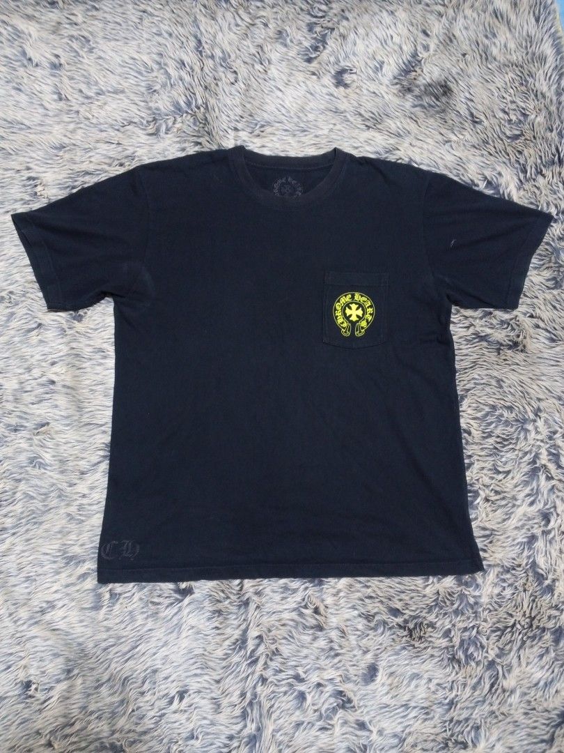 chrome hearts pocket tee (Category: Tshirts & Polo Shirts ) located in Manila. Submitted by pagatpatan59259 (Listing ID 1461130941, Image 2). Description: chrome hearts pocket tee Size: L on tag / Price: 750+SF.