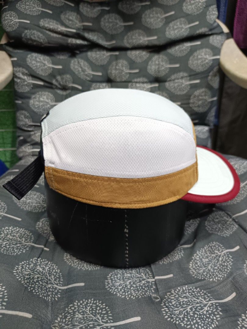 Ciele Alzcap (Category: Caps & Hats) located in Baguio. Submitted by activeloots (Listing ID 1461295342, Image 3). Description: Ciele Alzcap Sc Century Small Oxford 56.5cm Auth / orig Excellent condition My small ran lng but not visible 1380 + sf Baguio City.