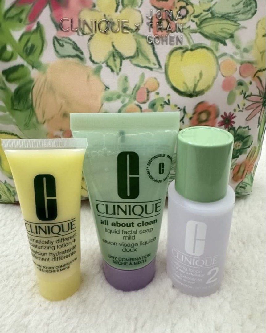 Clinique 3-step skincare set with pouch (Category: Face Care) located in Quezon City. Submitted by kisses14 (Listing ID 1461219665, Image 3). Description: 2 sets available Clinique 3 pcs set + pouch New, unopend, unused.