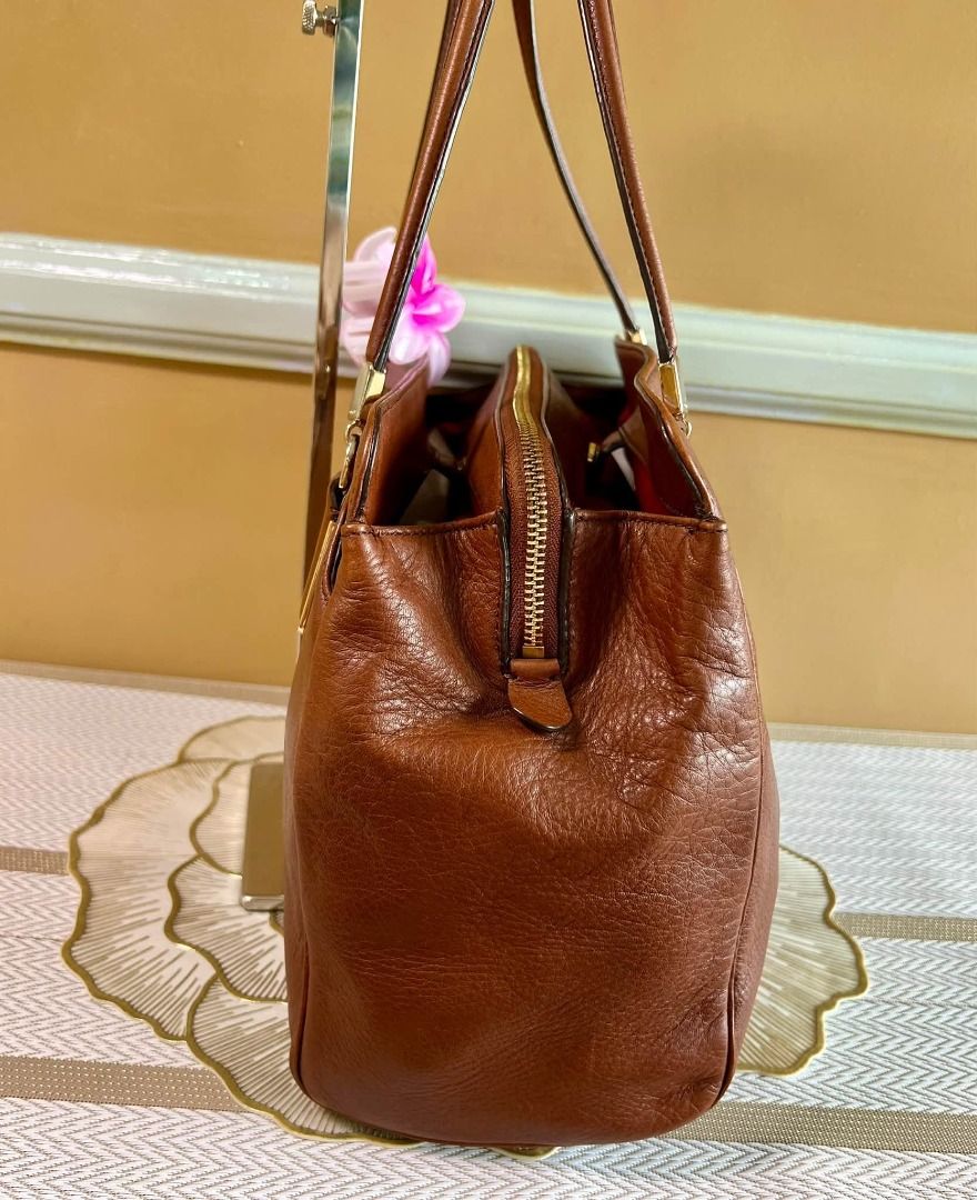 COACH Madison Kimberly Carryall Bag (Category: Shoulder Bags) located in Quezon City. Submitted by bellafashion08 (Listing ID 1461270819, Image 2). Description: Dimension: - Height = 9 in. - Length = 12 in. * From U.S * Nice in actual .