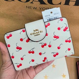(Category: ) located in . Submitted by bagsboutiqueph (Listing ID 1461217438, Image 1). Description: .