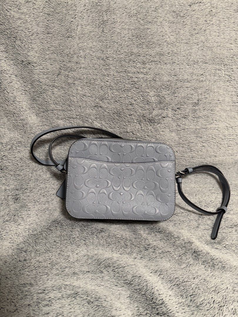 Coach Mini Crossbody Bag (Category: Cross-body Bags) located in Quezon City. Submitted by patbuys (Listing ID 1461281577, Image 3). Description: .