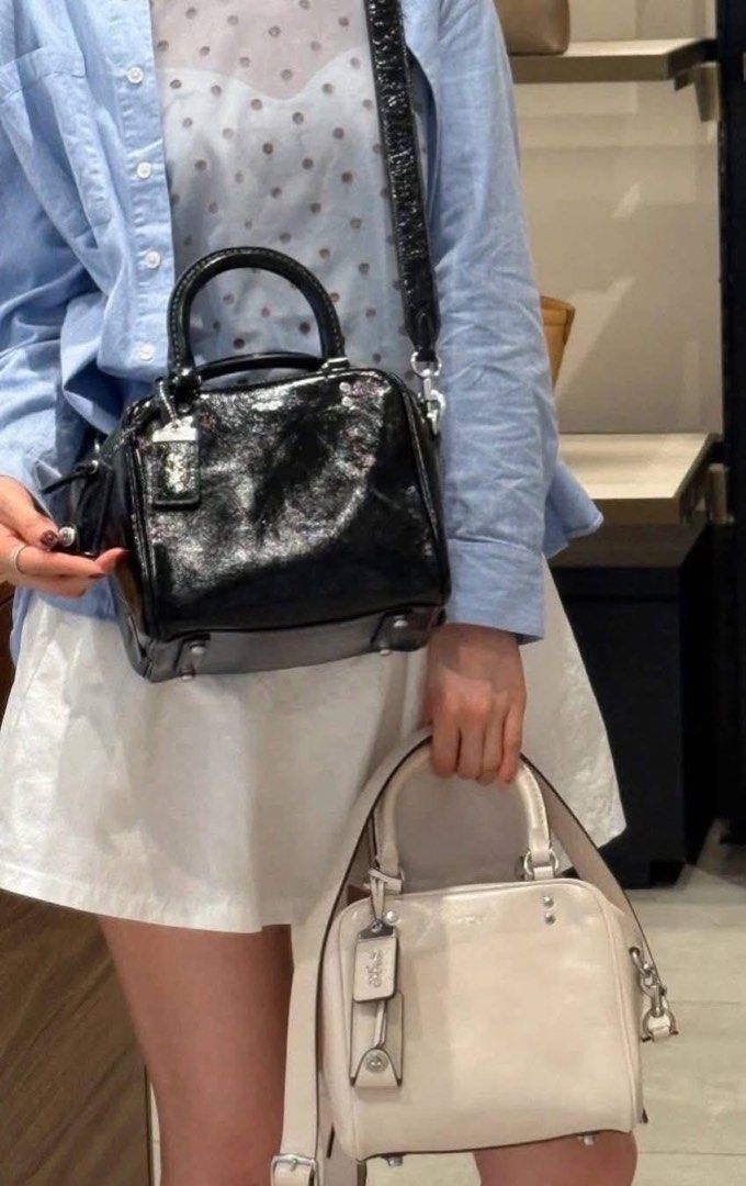 Coach Rogue Cube (Category: Shoulder Bags) located in Binan City. Submitted by pinkykeenshop (Listing ID 1461277854, Image 3). Description: .