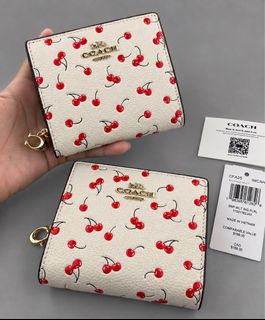 (Category: ) located in . Submitted by pinkykeenshop (Listing ID 1461186821, Image 1). Description: .