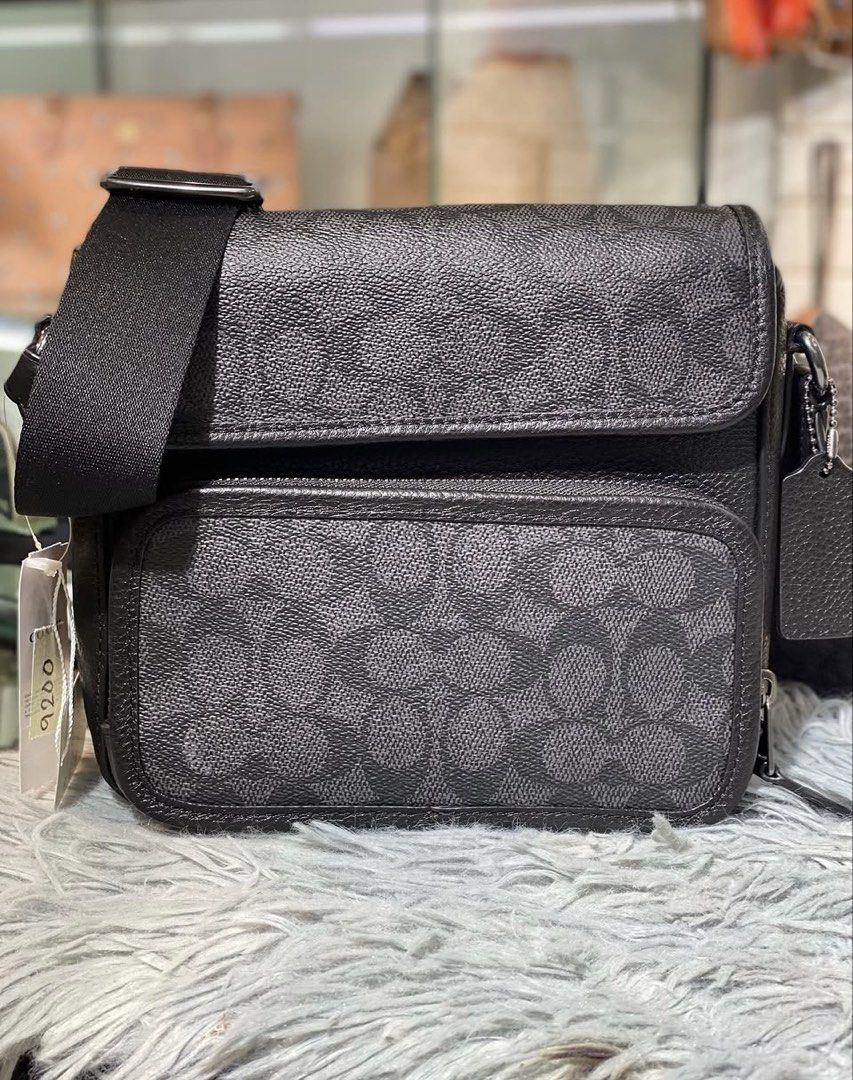 Coach Sullivan Flap Crossbody (Category: Sling Bags) located in Manila. Submitted by stopshop26 (Listing ID 1461167267, Image 1). Description: Coach Sullivan Flap Crossbody Brand new and original Onhand and ready to ship.
