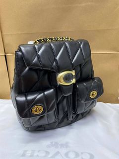 (Category: ) located in . Submitted by pinkykeenshop (Listing ID 1461282571, Image 1). Description: .