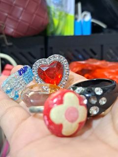 (Category: ) located in . Submitted by jsthrift002591 (Listing ID 1461233665, Image 1). Description: .