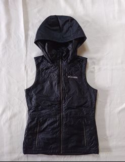 (Category: ) located in . Submitted by thrifted_93 (Listing ID 1461221166, Image 1). Description: .