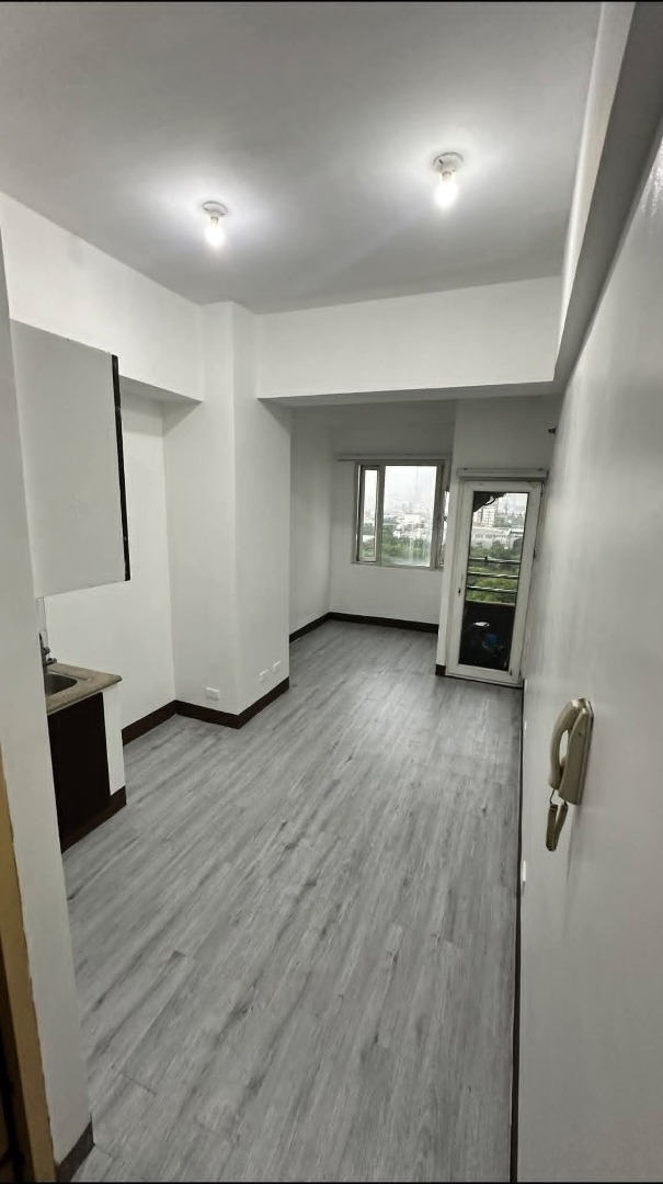 (Category: ) located in . Submitted by domusio (Listing ID 1461202229, Image 1). Description: .