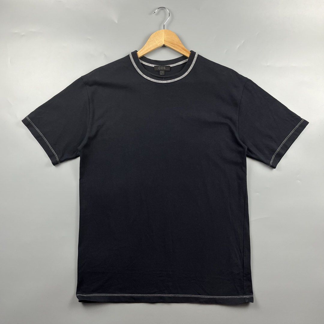 COS Basic Plain Tee (Category: Activewear) located in Los Banos. Submitted by 4030.archives. (Listing ID 1461269412, Image 1). Description: COS Basic Plain Tee 800 Pesos XS Oversized Length : 28 inches Width : 20 inches Good as new.