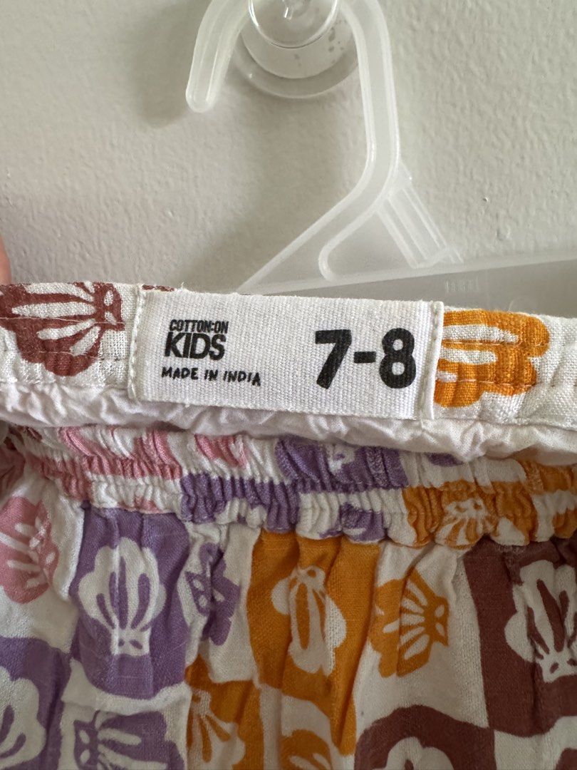 Cotton On Kids Shell Print Skirt (Category: Babies & Kids Fashion) located in Paranaque City. Submitted by prebyb (Listing ID 1461167738, Image 3). Description: Cute Cotton On Kids tiered skirt with a fun pastel shell print and comfy elastic waistband..