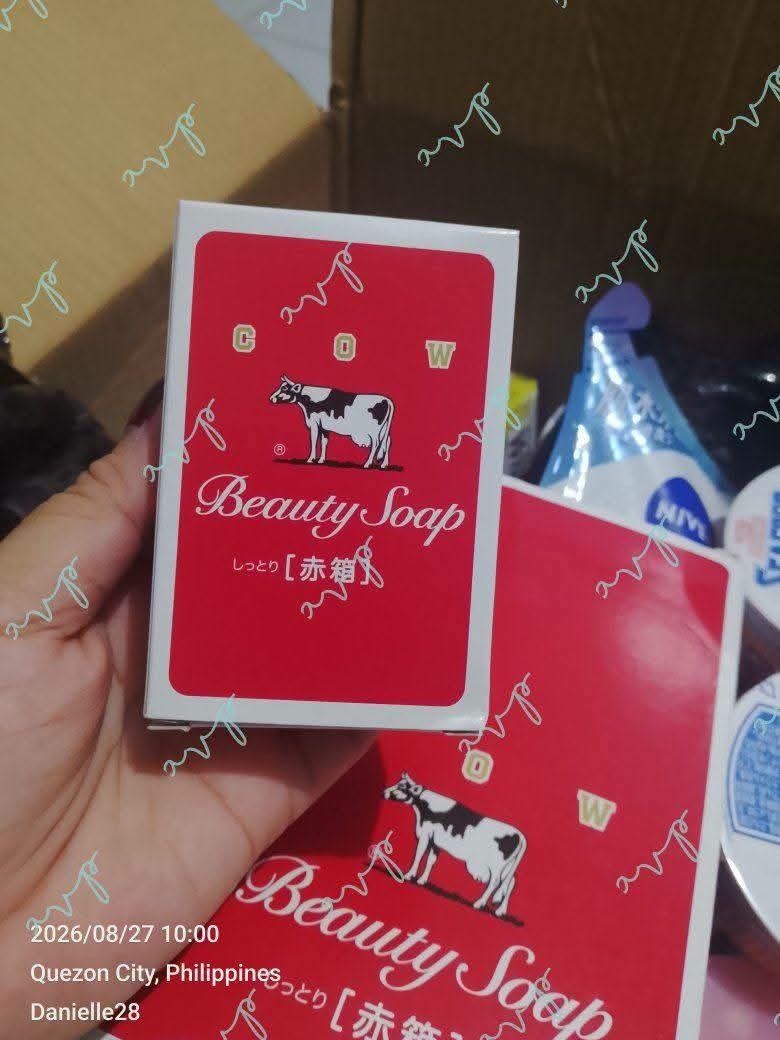 Cow Beauty Soap (Category: Bath) located in Quezon City. Submitted by annarosep (Listing ID 1461271780, Image 1). Description: 6 pieces per box - ₱375 1 piece Blue - ₱75 1 piece Red - ₱65.