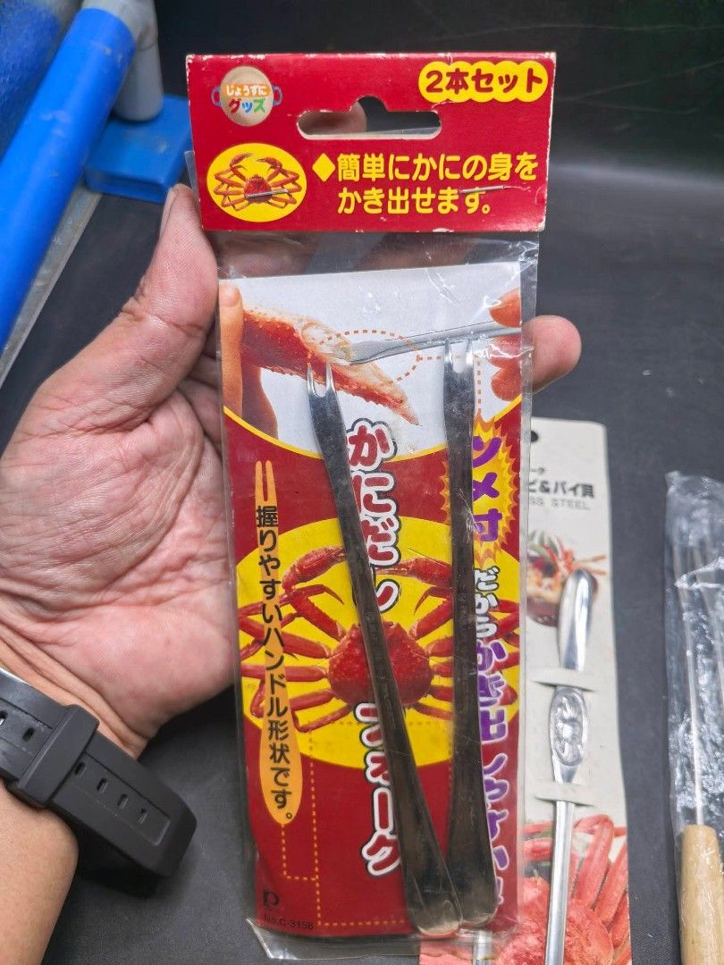 Crab Seafood Utensil (Category: Other Kitchenware & Tableware) located in Cebu City. Submitted by dudes_villanueva (Listing ID 1461323971, Image 2). Description: Crab Seafood Utensil Good as New 📌 Pang kuha ng crab meat Para Swabe ang kainan.
