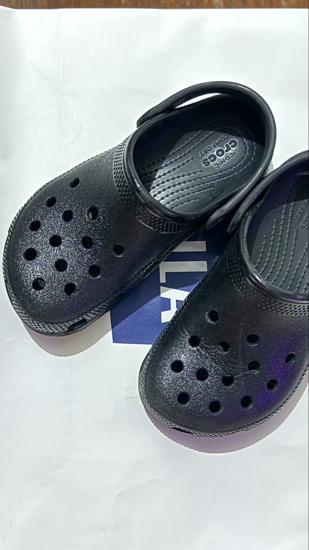 Crocs Classic I Am Bat Clogs Black (Category: Slippers & Slides) located in Pasig City. Submitted by goodbuy_02 (Listing ID 1461317800, Image 2). Description: - Black Crocs with unique bat wing design (Wala pong fake nito kasi limited ed siya) - C13 - RFS: Di na msyadong kasya pag dating ng PH - Slightly negotiable - pwede COD via lalamove.