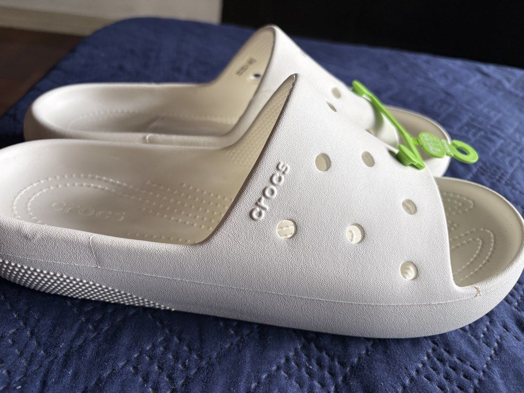 Crocs Slides (Size 11-M) (Category: Slippers & Slides) located in Manila. Submitted by lel.d (Listing ID 1461149374, Image 2). Description: .