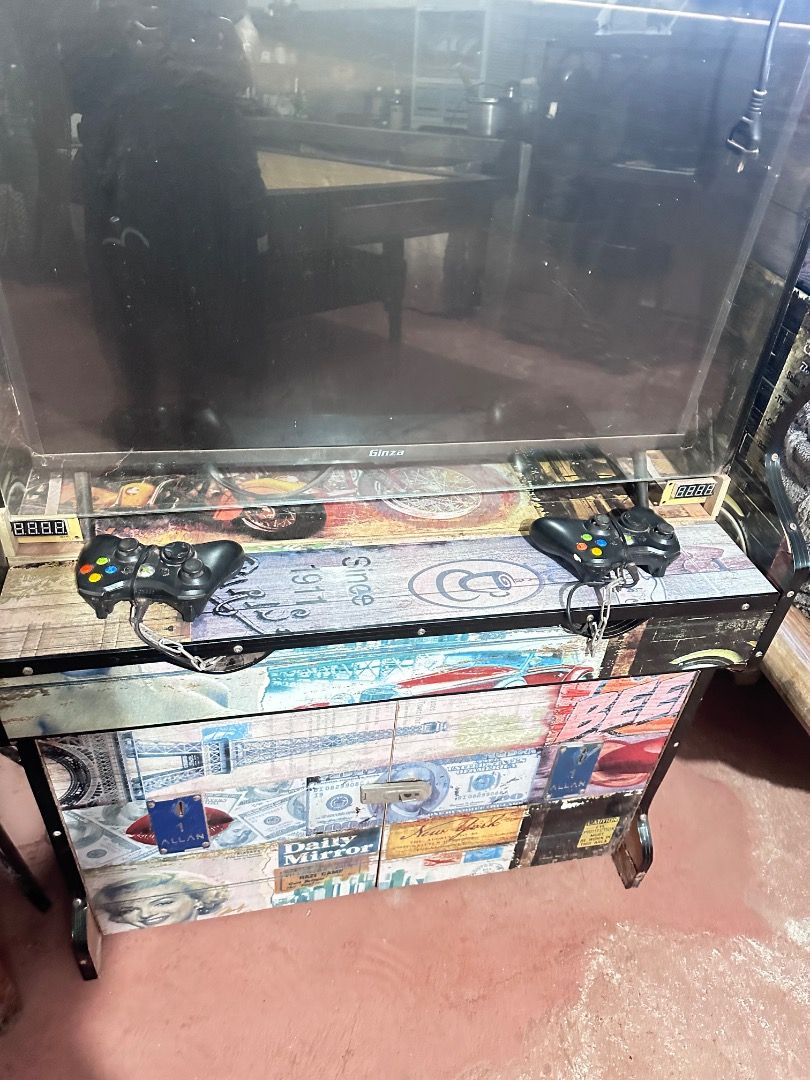Custom Arcade Machine with Large Screen and Controllers (Category: Controllers) located in Navotas City. Submitted by kaiser_0420 (Listing ID 1461158299, Image 2). Description: Boss&Madam Bagsak kuna sa halaga abot at pang negosyo Magkano❓ 16k🧨 16k🧨16k🧨 4months old May tuwad pa este may tawad pa,sige palag Tara pag usapan.📲📲📲.