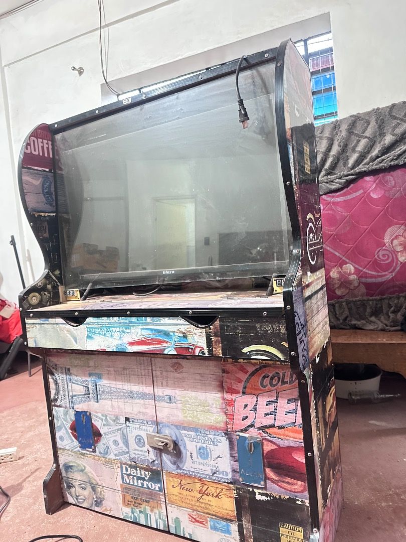 Custom Arcade Machine with Large Screen and Controllers (Category: Controllers) located in Navotas City. Submitted by kaiser_0420 (Listing ID 1461158299, Image 3). Description: Boss&Madam Bagsak kuna sa halaga abot at pang negosyo Magkano❓ 16k🧨 16k🧨16k🧨 4months old May tuwad pa este may tawad pa,sige palag Tara pag usapan.📲📲📲.