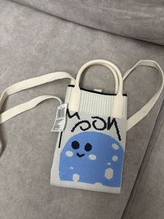 (Category: ) located in . Submitted by spacelove (Listing ID 1461254705, Image 1). Description: .