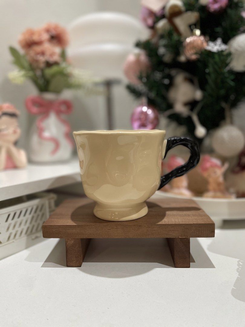 Cute Mugs (Category: Coffee & Tea Tableware) located in Quezon City. Submitted by mugs.meowph (Listing ID 1461276922, Image 2). Description: .