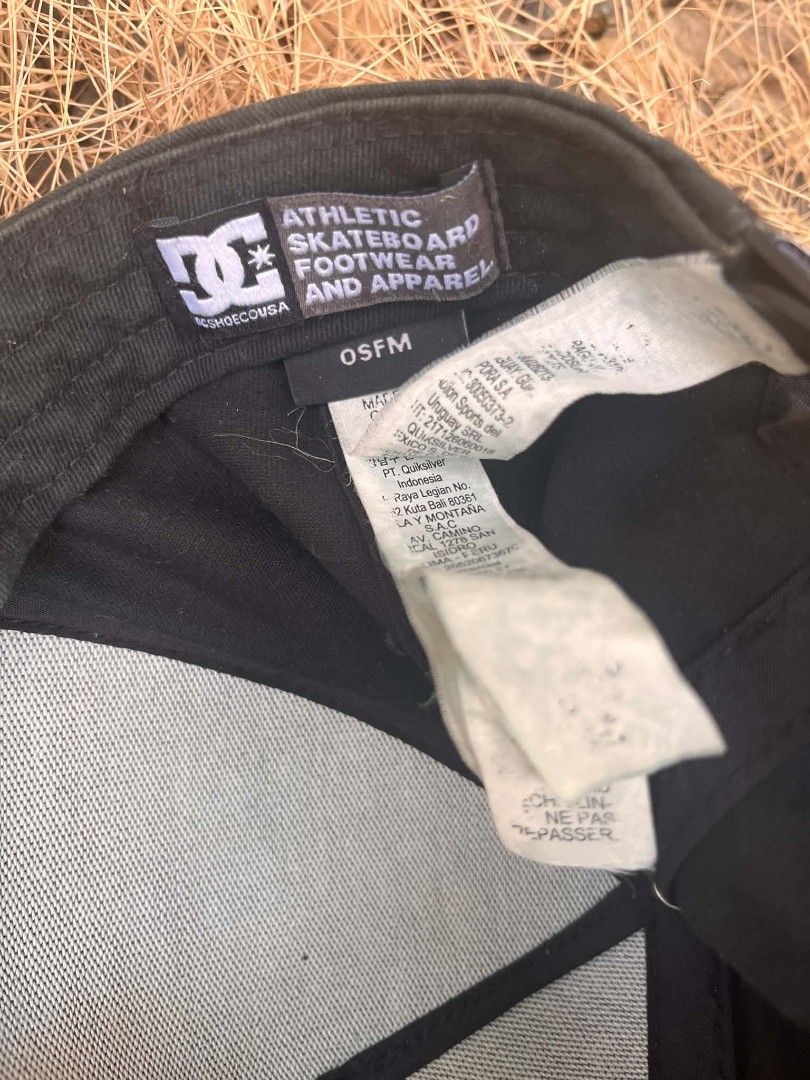 DC Brackers Snapback Cap (Category: Caps & Hats) located in Roxas City. Submitted by gothriftaholic (Listing ID 1461299647, Image 2). Description: Loc: Roxas, Capiz ( Visayas ) Good condition color rate 10/10 DM me.