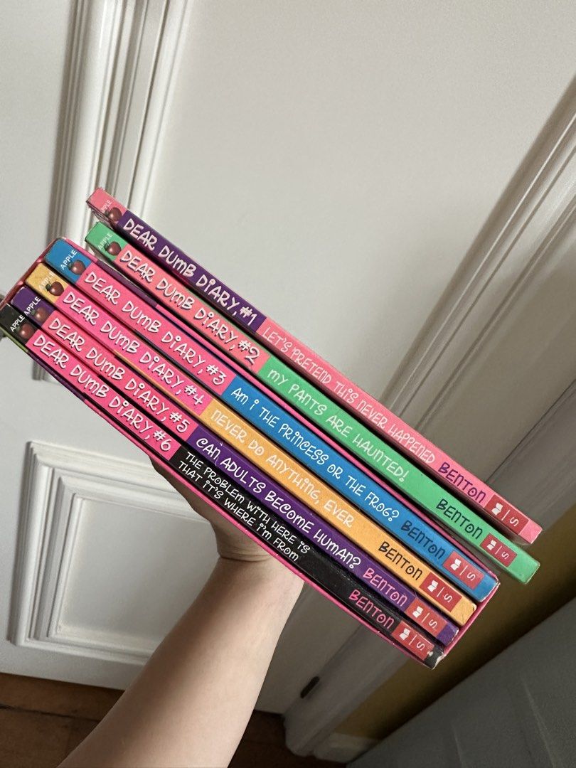 Dear Dumb Diary Set of 6 (Category: Children's Books) located in Manila. Submitted by declutteringlot (Listing ID 1461214818, Image 3). Description: .