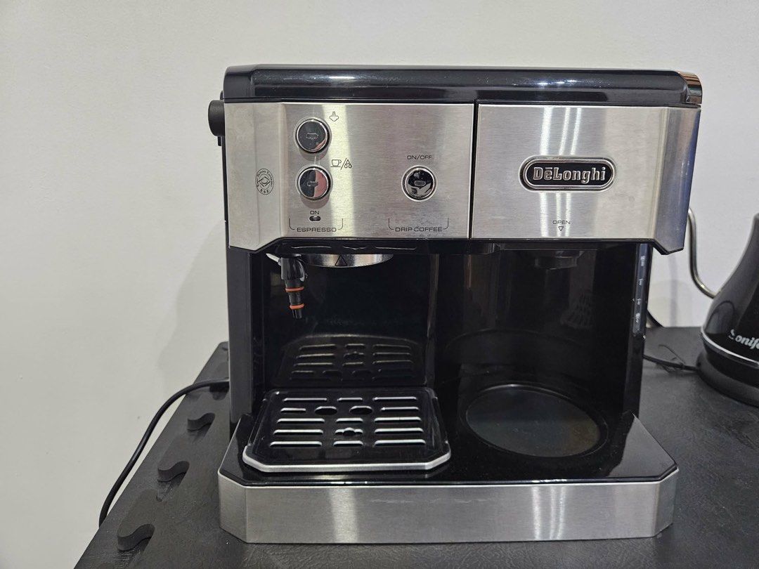 DeLonghi Coffee Machine with Grinder and Accessories (Category: Coffee Machines & Makers) located in Imus. Submitted by pauladdp (Listing ID 1461116105, Image 1). Description: ☕ FOR SALE: De’Longhi Combi Coffee Maker + De’Longhi Burr Grinder — ₱16,000 TAKE ALL Selling my De’Longhi Combi Coffee Maker + De’Longhi Burr Grinder as a SET ONLY. Perfect for anyone looking to build a complete home coffee setup without having to buy the accessories separa