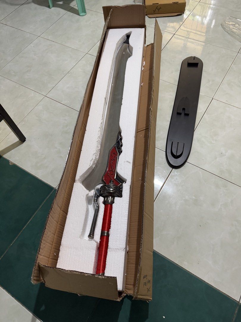 Devil May Cry Nero Red Queen LifeSize Sword 1:1 (Category: Action & Battle Toys) located in Paranaque City. Submitted by icko007 (Listing ID 1461175239, Image 2). Description: Devil May Cry Nero Red Queen LifeSize Sword 1:1 Made of Carbon steel With free stand / With Box Nasa 48”inches long yung sword Price: ₱7500 Only No Rush Shipping /Dibs now pay now Location Paranaque Payment Gcash/Bpi Shipping Lalamove/Lbc Buyers Risk / Fee ‼️Seller is not r