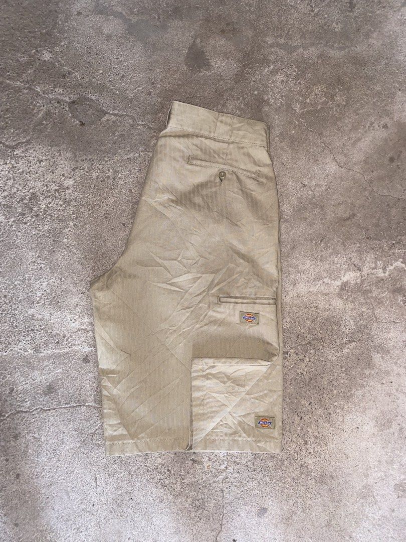 DICKIES DOUBLE PATCH KHAKI (Category: Chinos) located in Bantayan. Submitted by resuscitate.ph (Listing ID 1461190023, Image 1). Description: DICKIES DOUBLE PATCH KHAKI SIZE 34 ON TAG ISSUE: scratches and hiwa (repairable).