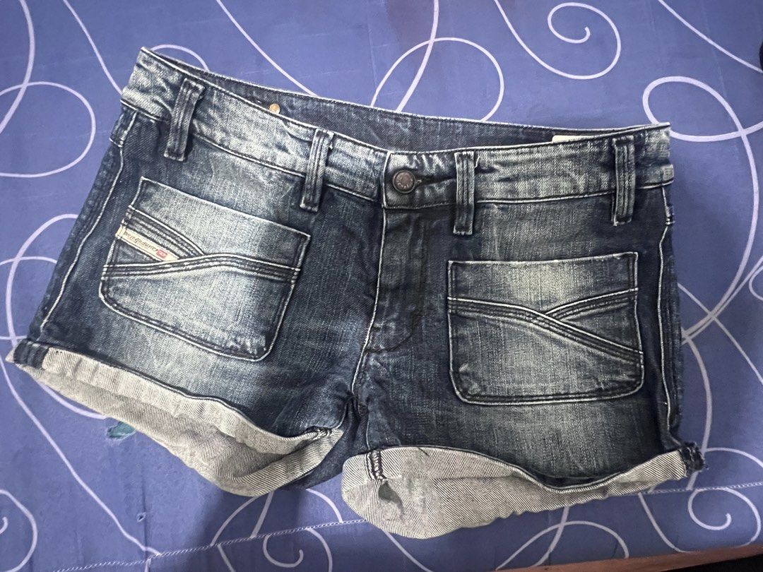 Diesel Denim Shorts (Category: Shorts) located in Bulacan. Submitted by wisebear-42d2 (Listing ID 1461298665, Image 1). Description: PALAG NA MGA BOSS DI KO NA KASYA EH.