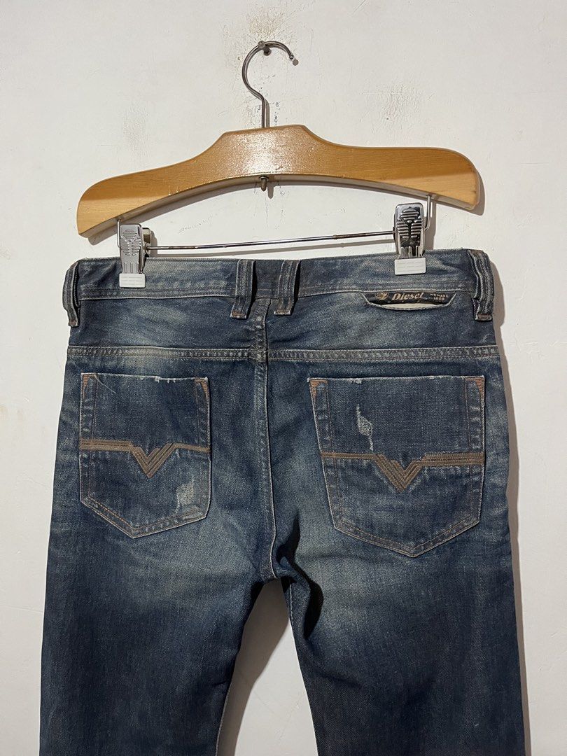 Diesel industry Denim Jeans (Category: Jeans) located in Santa Rosa. Submitted by jhongilber04420 (Listing ID 1461247393, Image 2). Description: Diesel industry Denim Jeans 32w 38L 8ol Excellent condi Need wash Sign of usage 850 +sf.