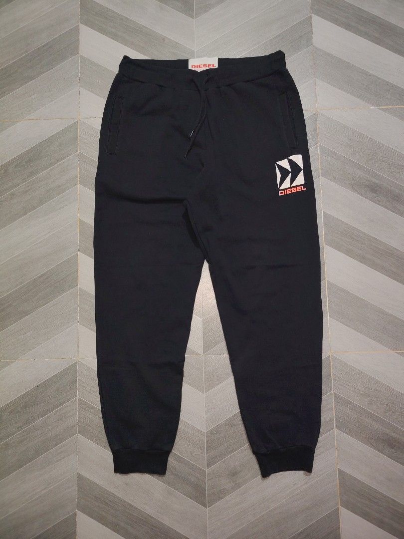 Diesel Jogging Pants (Category: Joggers) located in Polomolok. Submitted by urfindsph (Listing ID 1461290705, Image 2). Description: Diesel Jogging Pants Excellent to New Size XL On Tag Actual 33-38 No issue Pm sir.