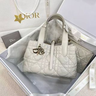 （分類：）位於 。 由 crystalkan45122 提交（商品編號 1461278504，圖片 1）。簡介： 。